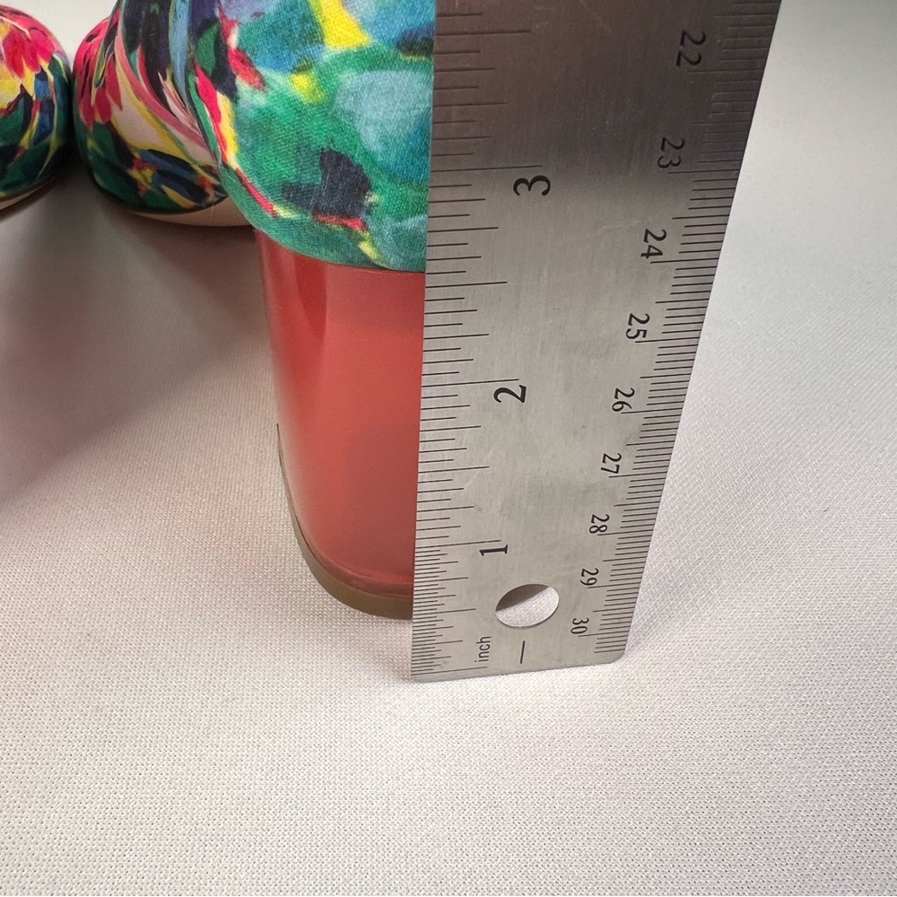 J. Crew Lucite Heel Ratti Painted Pineapple
Pump 9.5 NEW
$268 now $125 - Picture 6 of 11